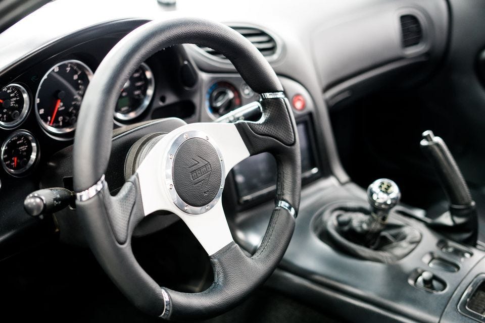 rx7内室