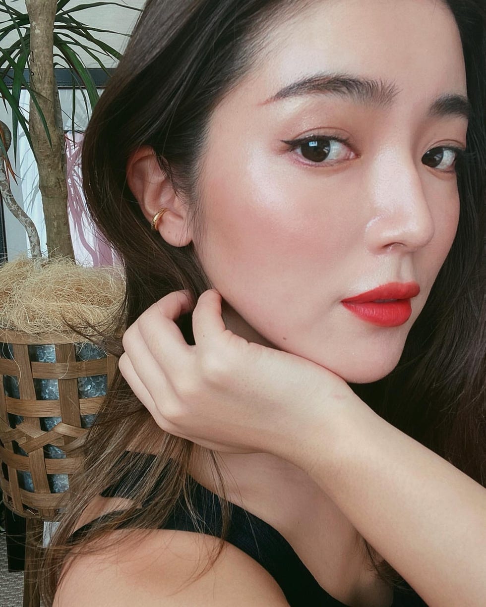 大口智惠美复古妆容