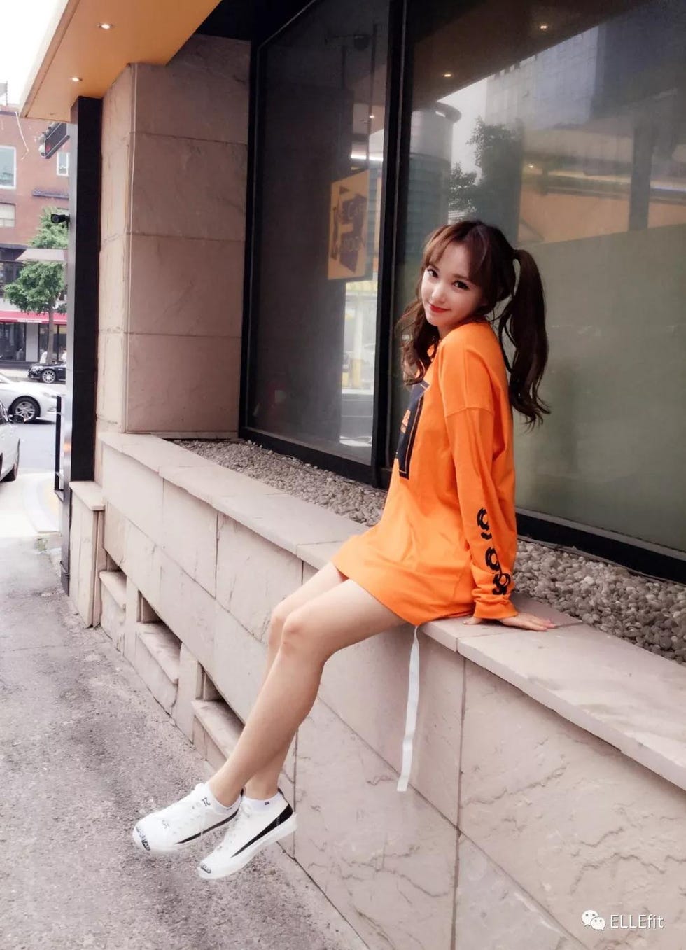 Photograph, Leg, Snapshot, Beauty, Street fashion, Orange, Thigh, Footwear, Photography, Human leg, 
