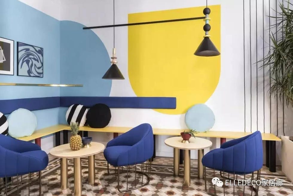 Yellow, Interior design, Room, Wall, Furniture, Table, Interior design, Living room, Lamp, Coffee table, 