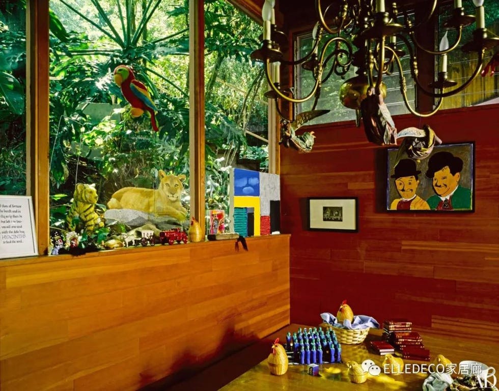 Room, Hardwood, Interior design, Wood, Tree, Home, Architecture, Building, Window, House, 