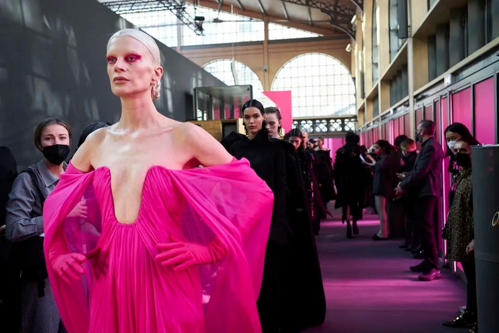 valentino2022秋冬pink pp系列
