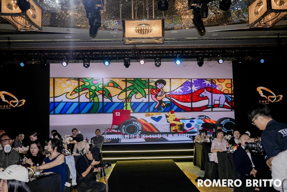 romero britto作品亮相慈善晚宴 传递爱心之光