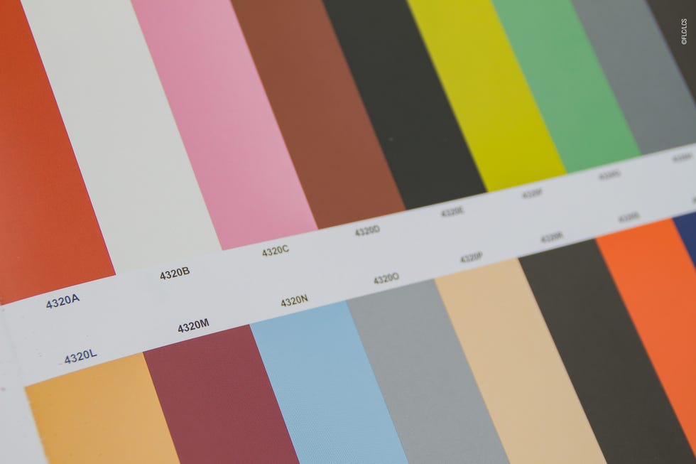 Line, Orange, Yellow, Colorfulness, Graphic design, Pattern, Material property, Tints and shades, 