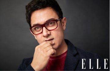 Eyewear, Glasses, Forehead, Chin, Nose, Cheek, Cool, Vision care, Gesture, Photography, 