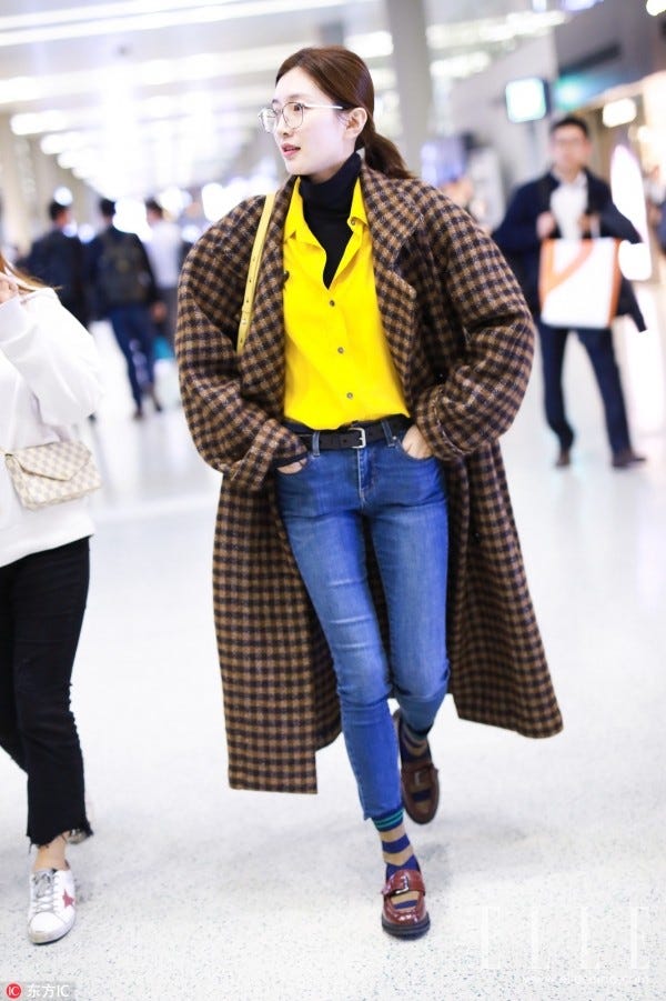 Clothing, Street fashion, Fashion, Yellow, Jeans, Outerwear, Snapshot, Fur, Footwear, Tartan, 