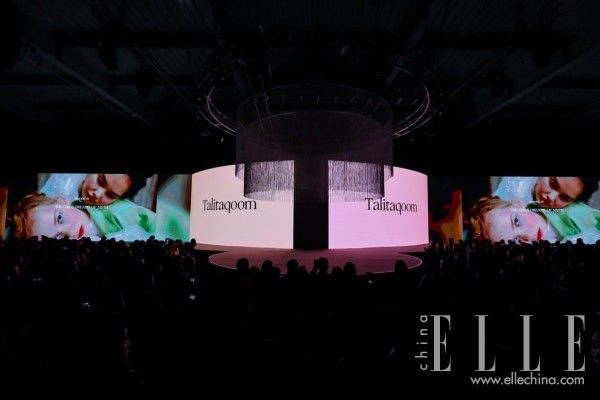 Stage, Display device, Font, Performance, Technology, Design, Crowd, Event, Projection screen, Night, 