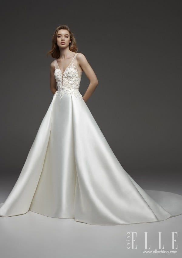 Gown, Wedding dress, Fashion model, Clothing, Dress, Bridal party dress, Bridal clothing, Photograph, Shoulder, Bridal accessory, 