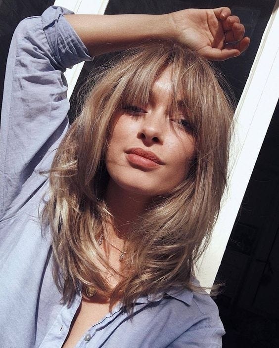 Hair, Hairstyle, Blond, Layered hair, Long hair, Bangs, Beauty, Hair coloring, Brown hair, Chin, 