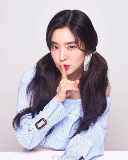 Hair, Face, Hairstyle, Forehead, Lip, Long hair, Beauty, Black hair, Nose, Chin, 