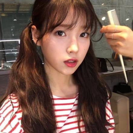 Hair, Face, Hairstyle, Lip, Eyebrow, Hair coloring, Bangs, Long hair, Brown hair, Forehead, 